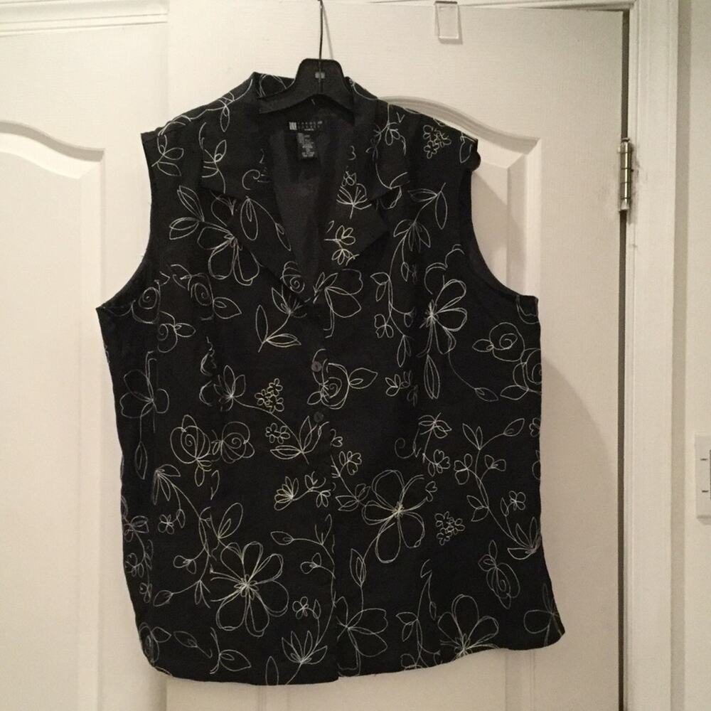Carole Little 2x black white floral embroidered vest 💯 linen euc